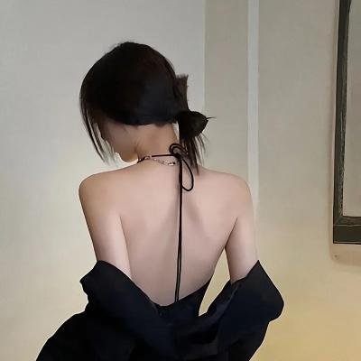 纳菲的父亲